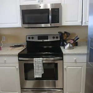 https://celadon-beach-resort.panamacity-beachhotels.com